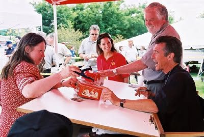 The autograph line at Emergency! Fest